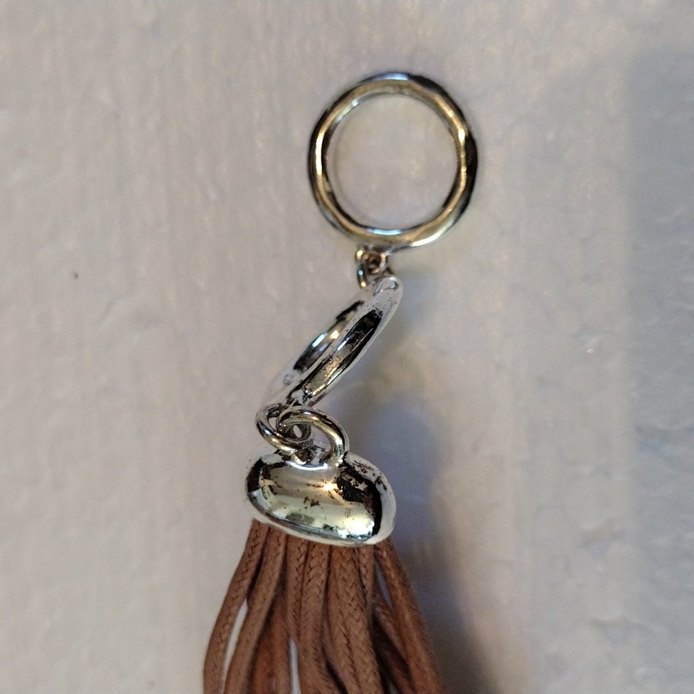 Beautiful Multiple Strands Of Twine Faux Gold And… - image 5